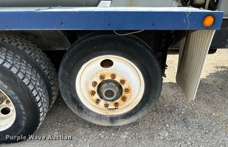 image for item LF9999 1999 Sterling L-Line ready mix truck