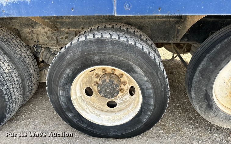 image for item LF9999 1999 Sterling L-Line ready mix truck