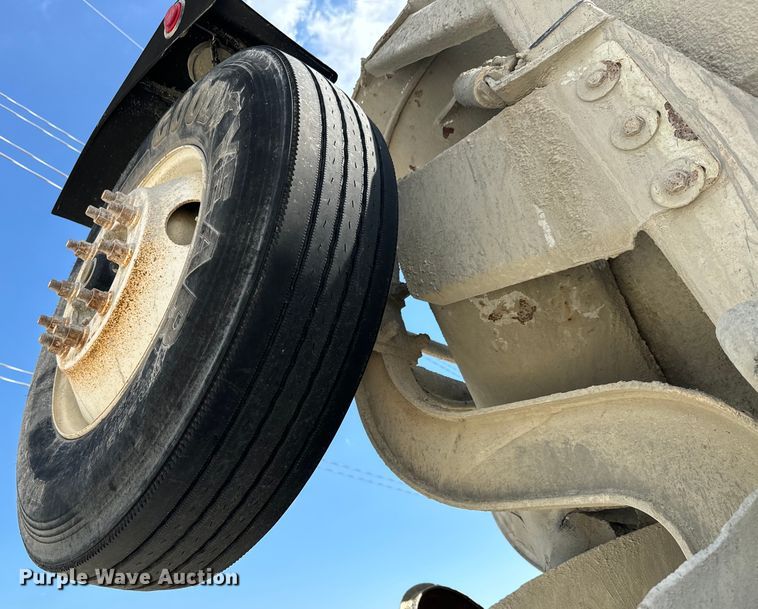 image for item LF9999 1999 Sterling L-Line ready mix truck