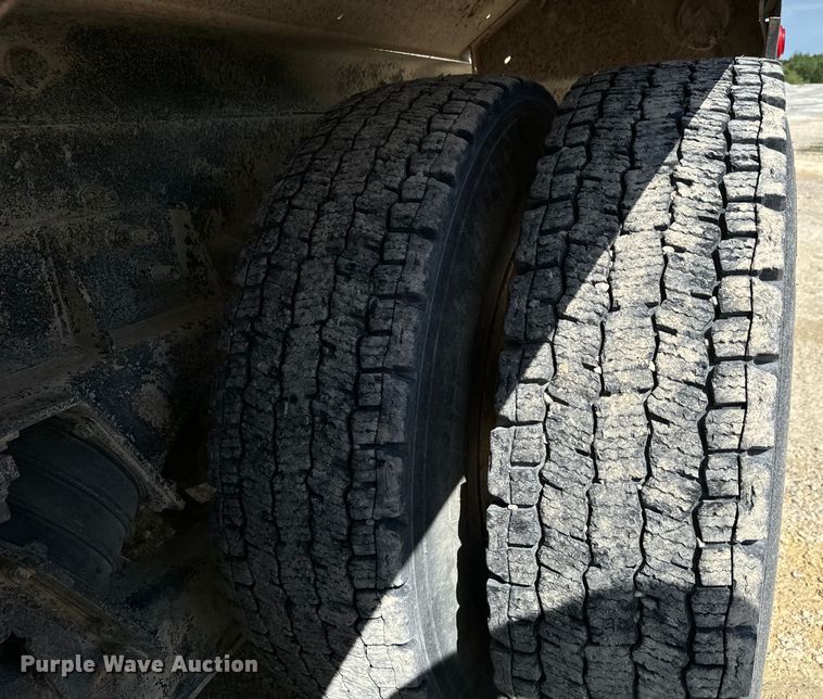 image for item LF9999 1999 Sterling L-Line ready mix truck