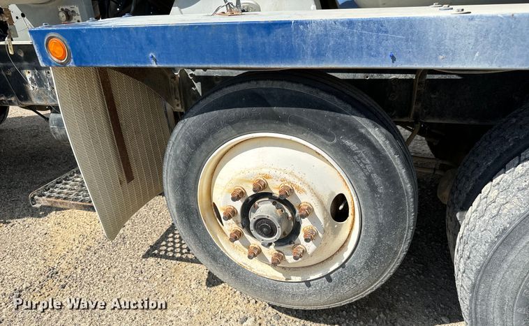 image for item LF9999 1999 Sterling L-Line ready mix truck