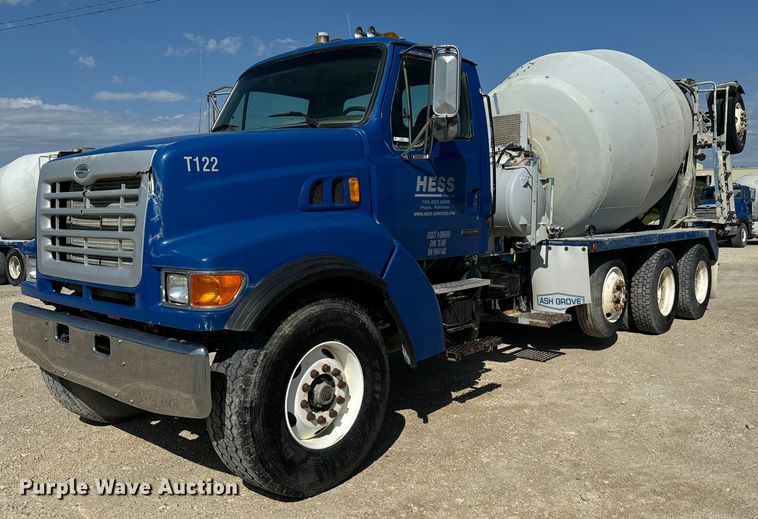 image for item LG9000 2000 Sterling L-Line ready mix truck