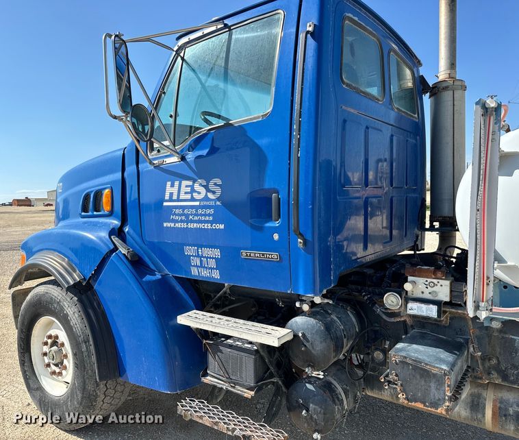 image for item LG9000 2000 Sterling L-Line ready mix truck