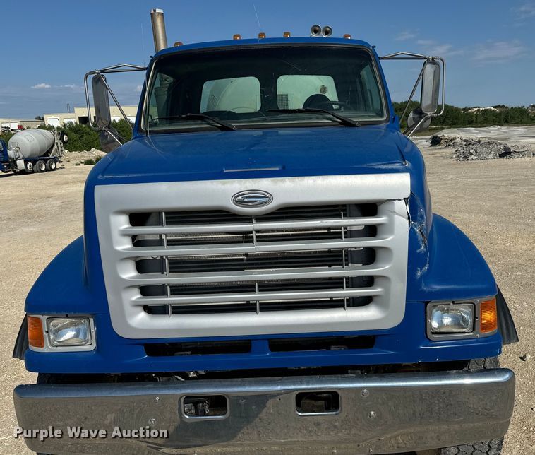 image for item LG9000 2000 Sterling L-Line ready mix truck
