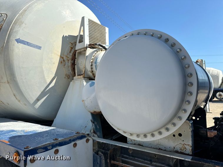 image for item LG9000 2000 Sterling L-Line ready mix truck