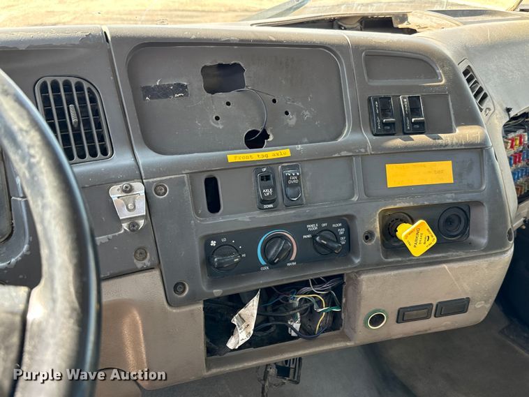 image for item LG9000 2000 Sterling L-Line ready mix truck