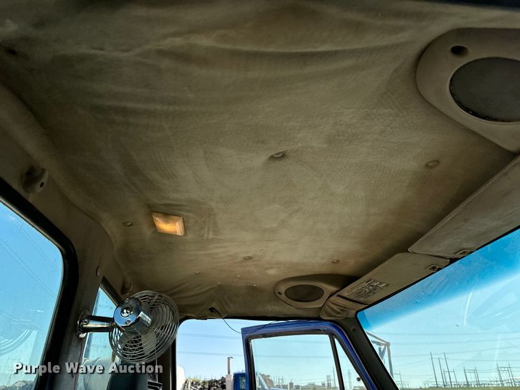 image for item LG9000 2000 Sterling L-Line ready mix truck