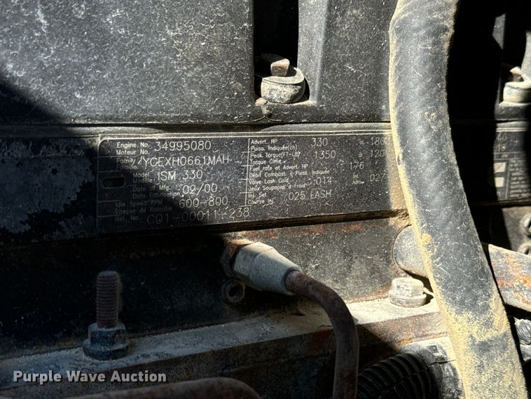 image for item LG9000 2000 Sterling L-Line ready mix truck