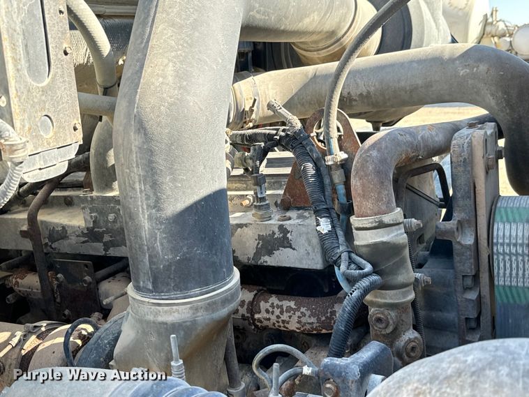 image for item LG9000 2000 Sterling L-Line ready mix truck