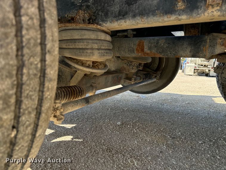 image for item LG9000 2000 Sterling L-Line ready mix truck