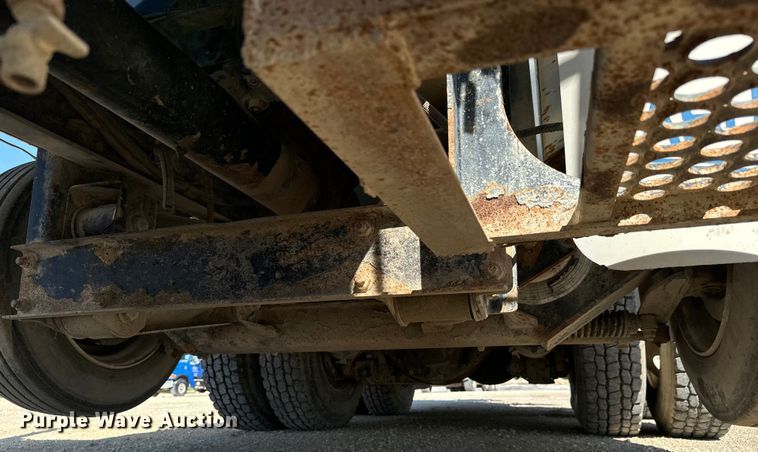 image for item LG9000 2000 Sterling L-Line ready mix truck