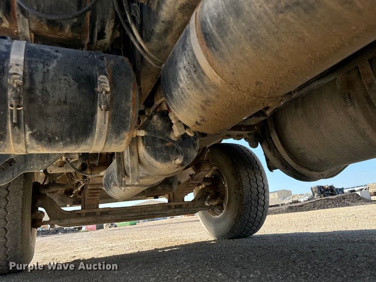 image for item LG9000 2000 Sterling L-Line ready mix truck