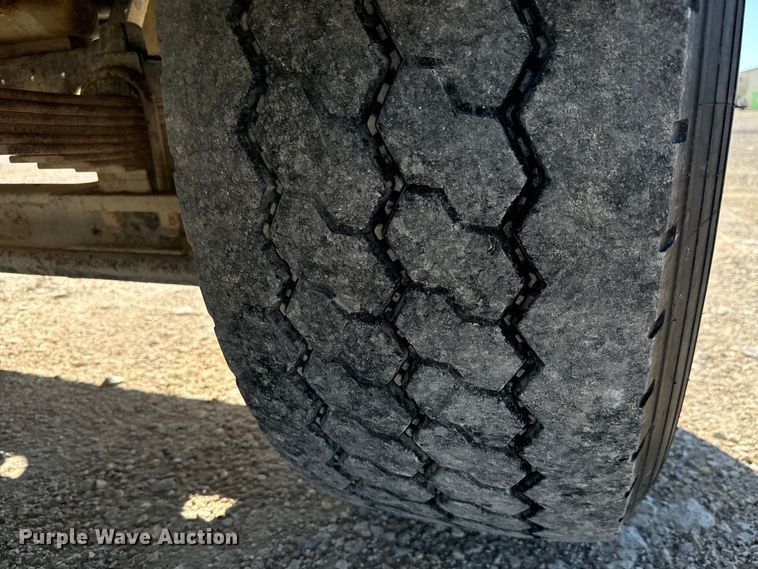 image for item LG9000 2000 Sterling L-Line ready mix truck