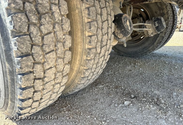 image for item LG9000 2000 Sterling L-Line ready mix truck