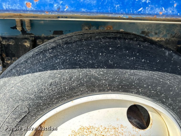 image for item LG9000 2000 Sterling L-Line ready mix truck