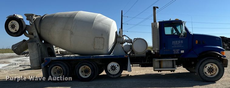 image for item LG9001 2000 Sterling  L-Line ready mix truck