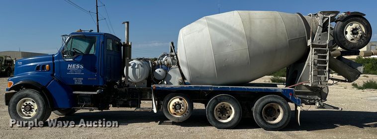 image for item LG9001 2000 Sterling  L-Line ready mix truck