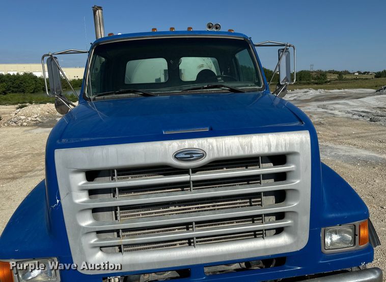 image for item LG9001 2000 Sterling  L-Line ready mix truck