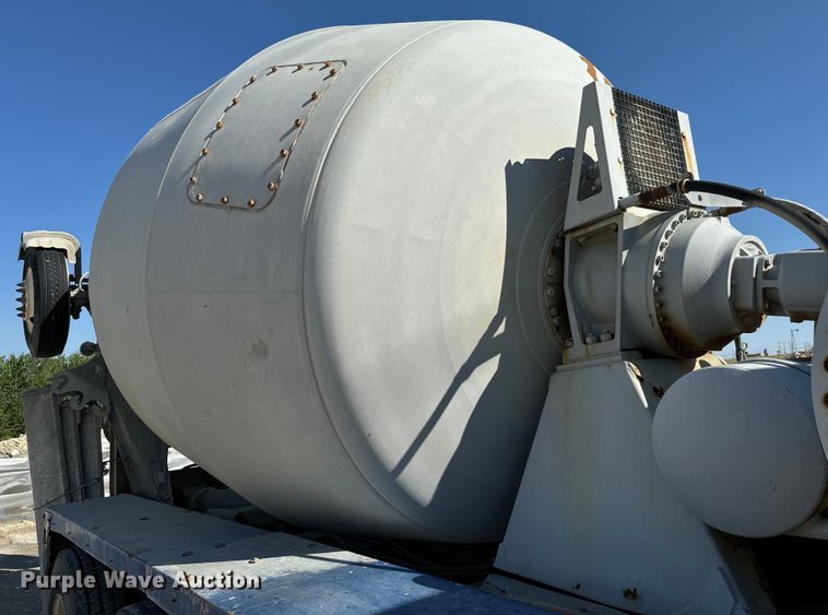 image for item LG9001 2000 Sterling  L-Line ready mix truck