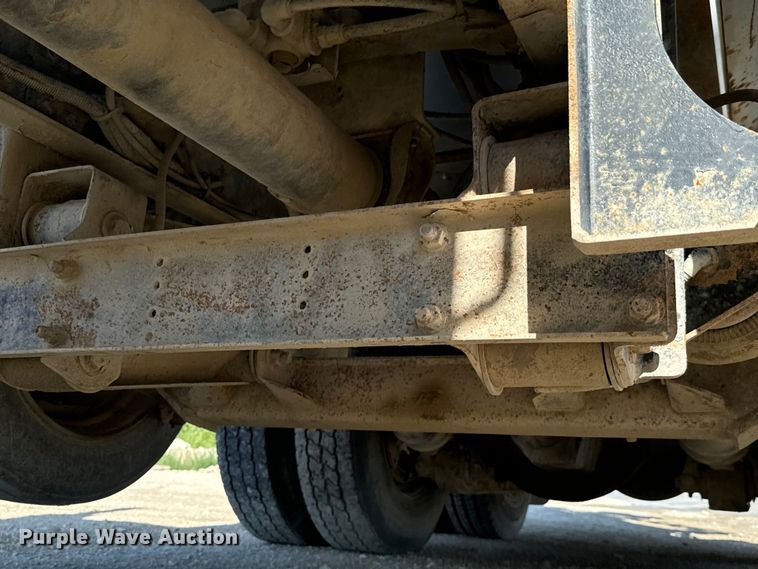 image for item LG9001 2000 Sterling  L-Line ready mix truck