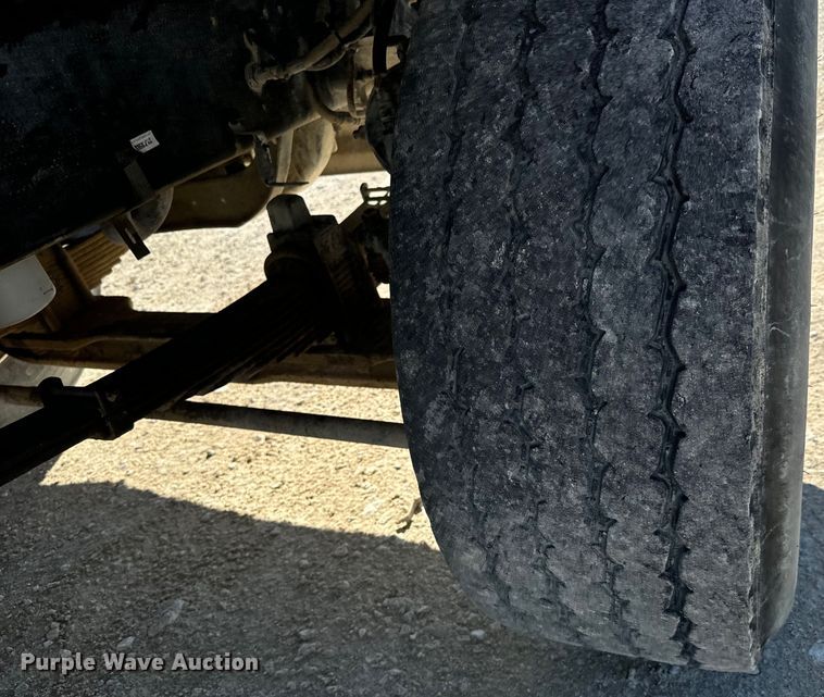 image for item LG9001 2000 Sterling  L-Line ready mix truck