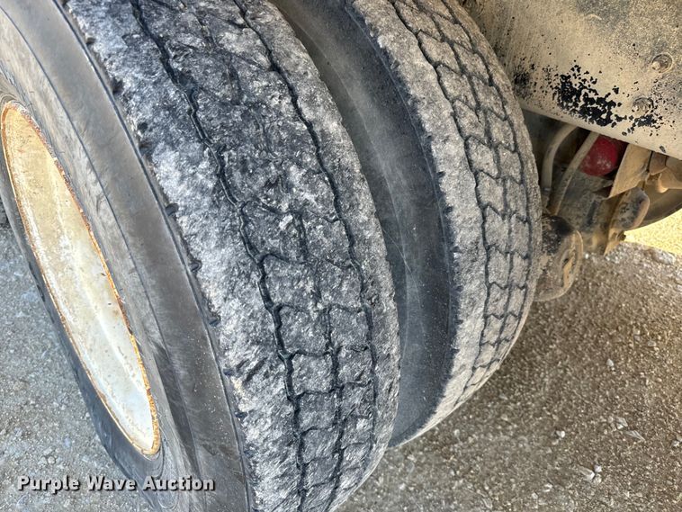 image for item LG9001 2000 Sterling  L-Line ready mix truck