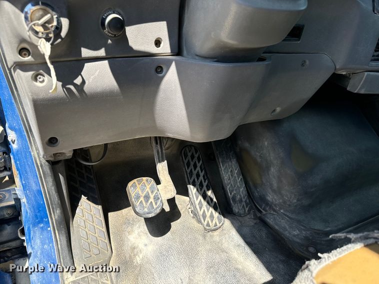 image for item LG9003 1999 Sterling L-Line ready mix truck