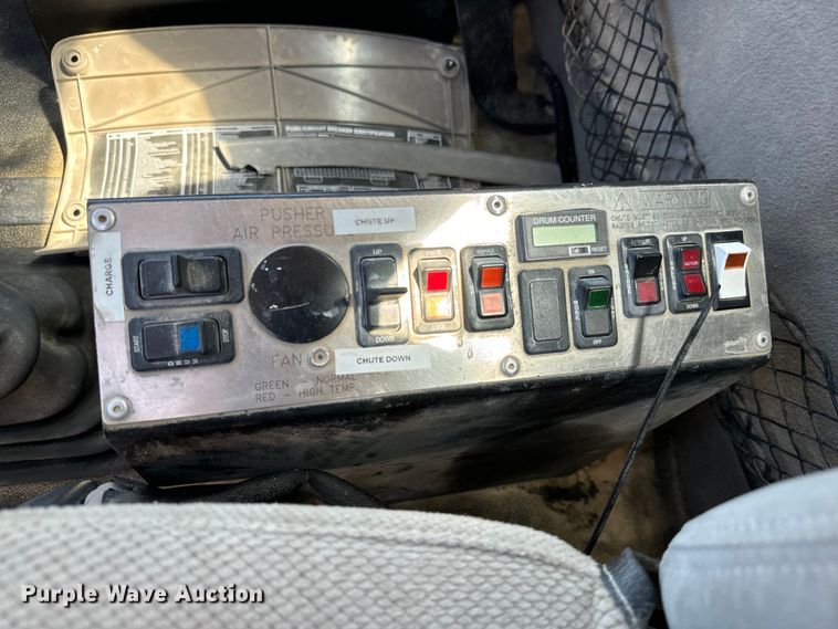 image for item LG9003 1999 Sterling L-Line ready mix truck