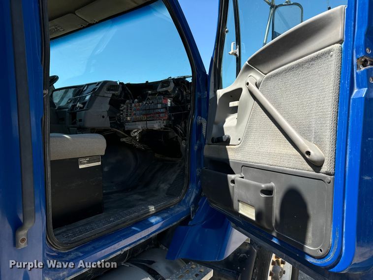 image for item LG9003 1999 Sterling L-Line ready mix truck