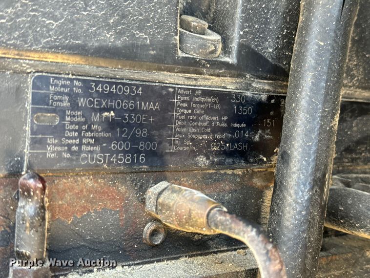 image for item LG9003 1999 Sterling L-Line ready mix truck