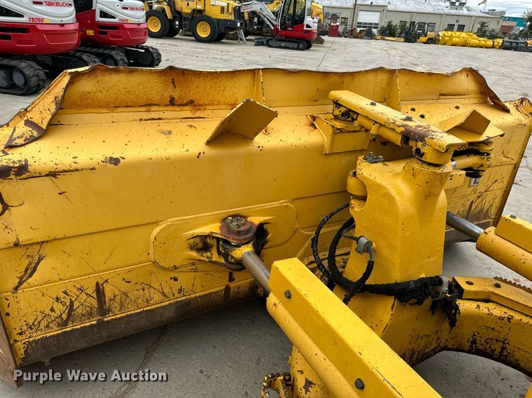 image for item LG9004 2015 Komatsu D61EXI-23 dozer