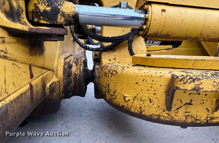 image for item LG9004 2015 Komatsu D61EXI-23 dozer