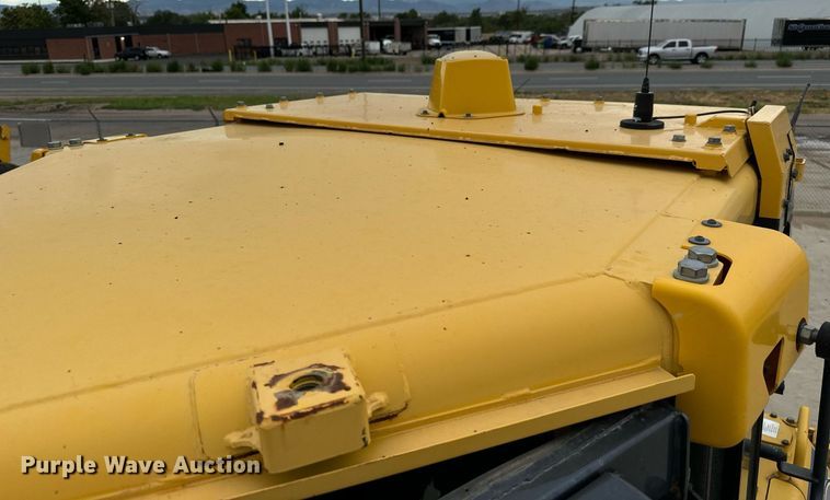 image for item LG9004 2015 Komatsu D61EXI-23 dozer