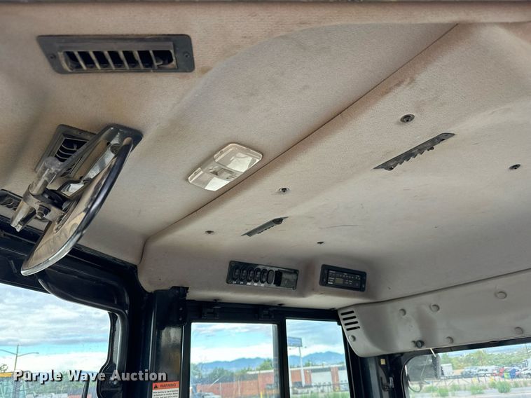 image for item LG9004 2015 Komatsu D61EXI-23 dozer