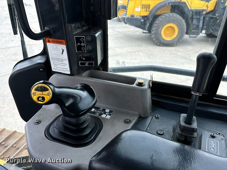image for item LG9004 2015 Komatsu D61EXI-23 dozer