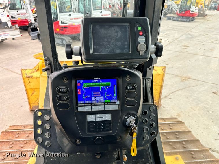 image for item LG9004 2015 Komatsu D61EXI-23 dozer