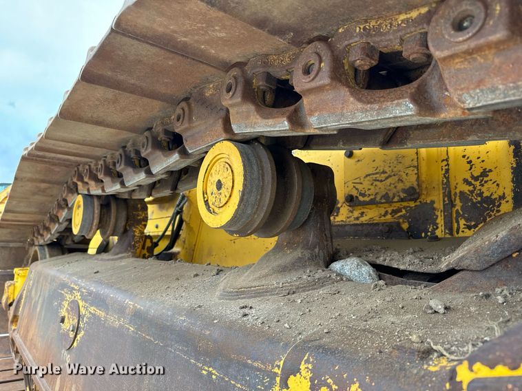 image for item LG9004 2015 Komatsu D61EXI-23 dozer