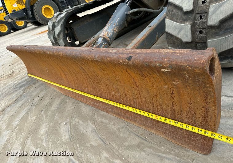 image for item LG9006 2011 Takeuchi TB180 FR mini excavator