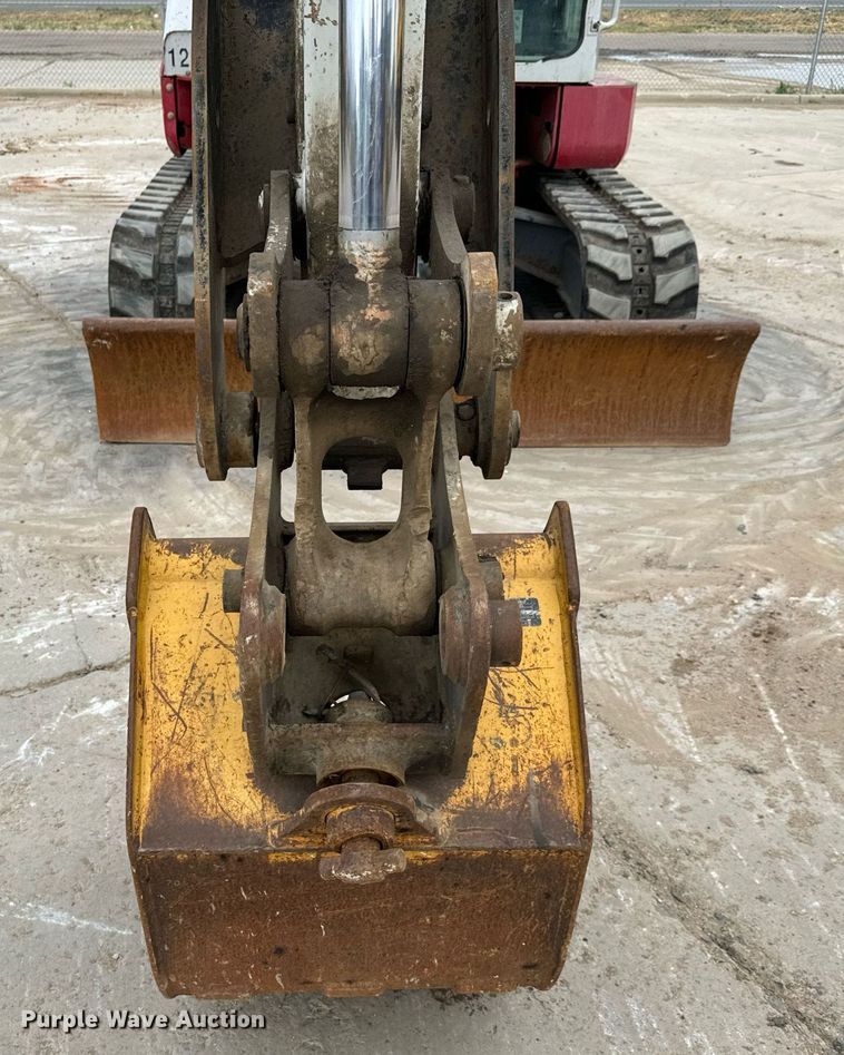 image for item LG9006 2011 Takeuchi TB180 FR mini excavator