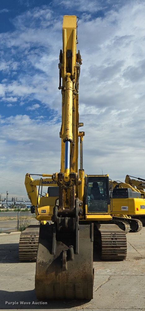image for item LG9007 2011 Komatsu PC450LC-8 excavator