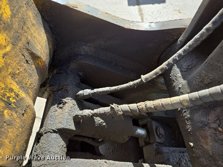 image for item LG9007 2011 Komatsu PC450LC-8 excavator