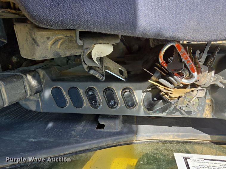 image for item LG9007 2011 Komatsu PC450LC-8 excavator