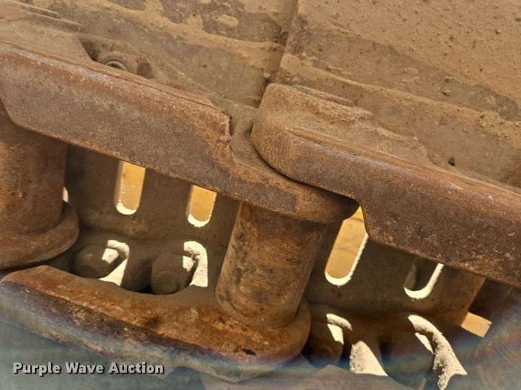 image for item LG9007 2011 Komatsu PC450LC-8 excavator