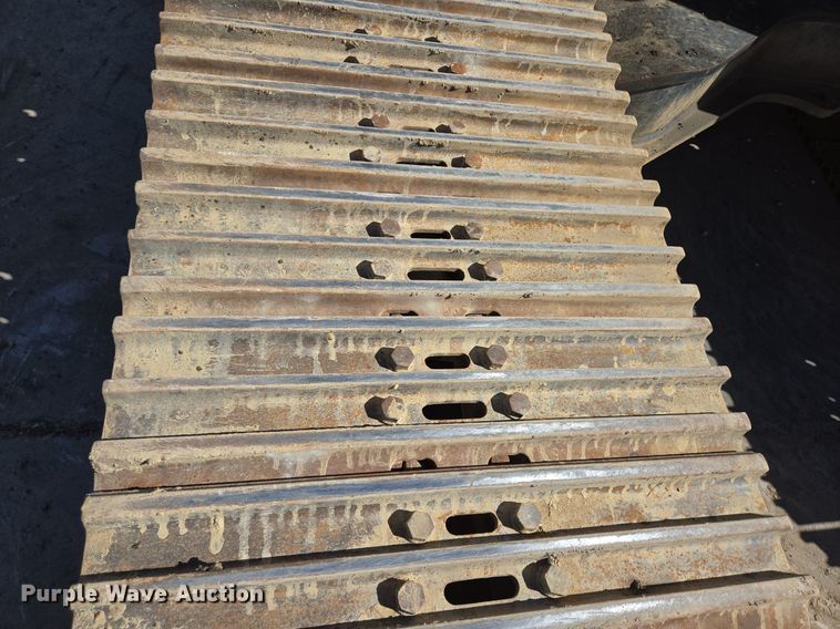 image for item LG9007 2011 Komatsu PC450LC-8 excavator