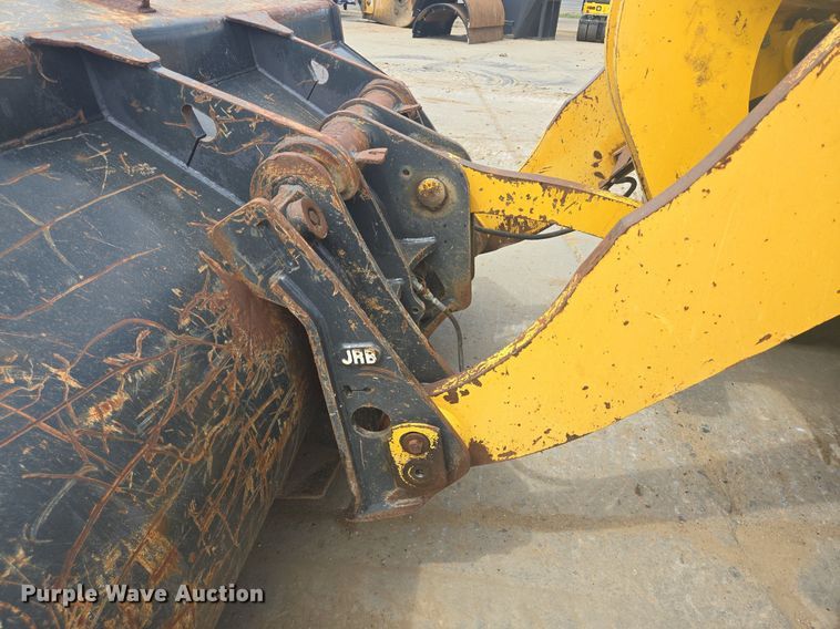 image for item LG9008 2012 Komatsu WA320-6 wheel loader