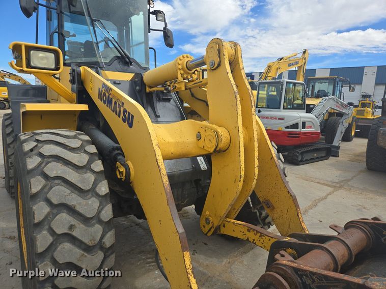 image for item LG9008 2012 Komatsu WA320-6 wheel loader