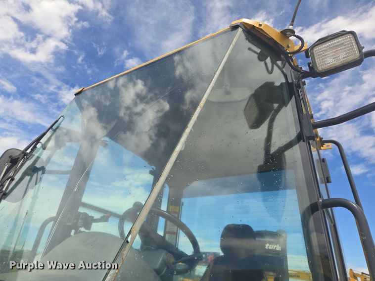 image for item LG9008 2012 Komatsu WA320-6 wheel loader