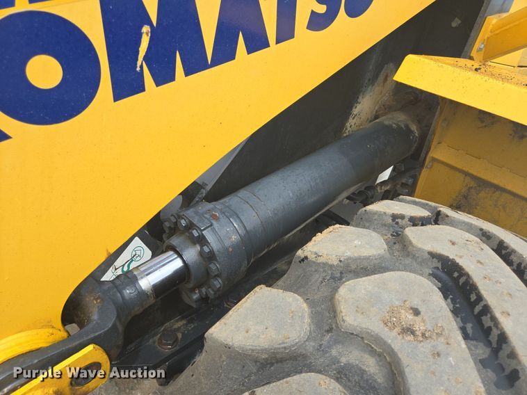 image for item LG9008 2012 Komatsu WA320-6 wheel loader