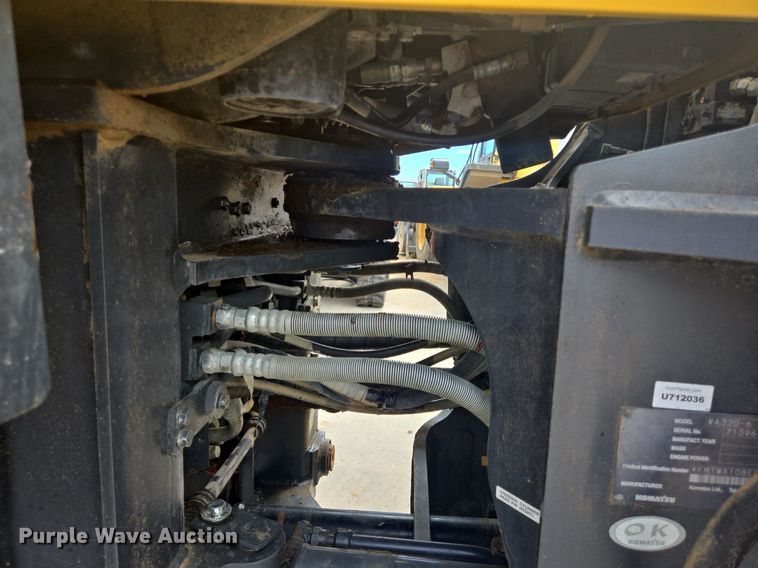 image for item LG9008 2012 Komatsu WA320-6 wheel loader