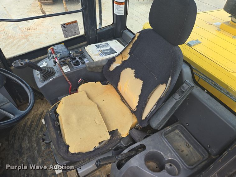 image for item LG9008 2012 Komatsu WA320-6 wheel loader